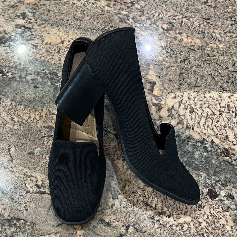 Adrienne Vittadini Black Heels